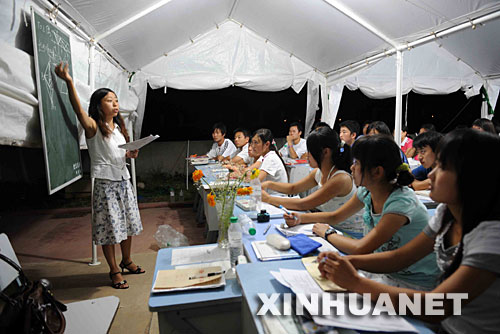 八百学子异地苦读备高考-八百学子异地苦读备