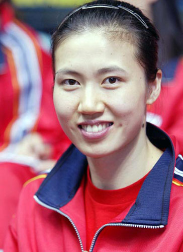 1998年入选国家沙滩排球队;   1999年入选国家女排队;   1999年