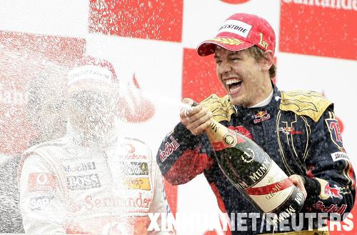 维特尔成f1最年轻分站冠军马萨小汉均未进三甲